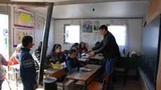 Gədəbəydə 150 müəllimin işdən çıxarılmasi ciddi problemə səbəb olub
