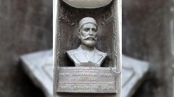 Dünyada ilk heykəli ucaldılan azərbaycanlı