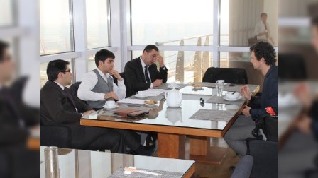 Avropa Gənclər Forumunun prezidenti azərbaycanlı gənclərlə görüşüb - FOTO