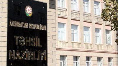 Təhsil Nazirliyinin işçiləri azaldı
