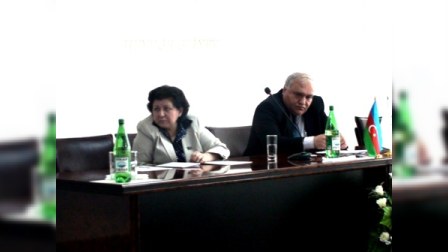 Deputat Xankəndli gənclərlə Bakıda görüş keçirib