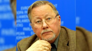 Eks-prezidentdən gözlənilməz mesaj: “Azərbaycanı müharibəyə sürükləyən qüvvələr var”