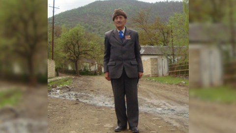 Marşal Jukovun Sovet İttifaqı Qəhrəmanı adına təqdimat verdiyi azərbaycanlı onu niyə ala bilməyib? - MARAQLI