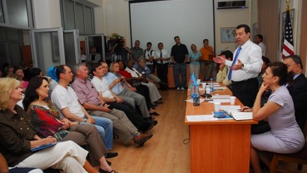 ABŞ konqressmenləri ADU-da - FOTO