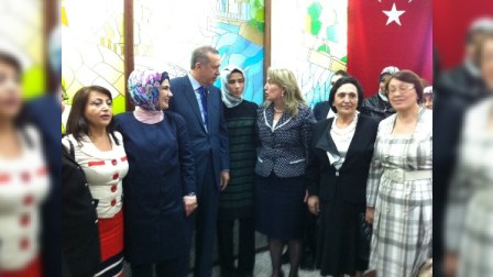 Azərbaycanlı qadın siyasətçilər Ərdoğanla görüşüblər - FOTOLAR