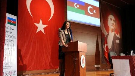 Azərbaycanlı deputat Türkiyədə simpoziumda çıxış edib