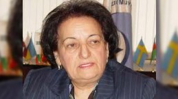 Elmira Süleymanova əfv  üçün prezidentə müraciət etdi