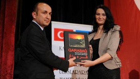 Deputat Anadoludakı Azərbaycan kökənli ailələrlə görüşüb 