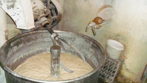 Rəsmi açıqlama: YEDİKLƏRİMİZ YEYİLƏSİ, İÇDİKLƏRİMİZ İÇİLƏSİ DEYİL FOTOLAR