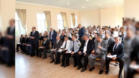 Binəqədinin yeni icra başçısı 145 sakinin şikayətini dinləməli olub - FOTO