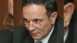 Əflatun Amaşov: “Tutaq ki, Modern.az...”