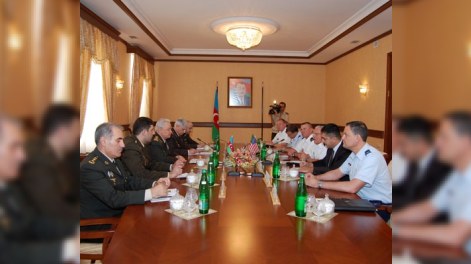 Səfər Əbiyev: “Azərbaycanın başqa yolu qalmır”