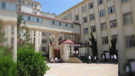 Bakıda varlıların övladları burada oxuyur