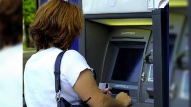 Azərbaycanda hansı banklar 7/24 rejimi ilə işləyir? - Pul köçürmədə problemlər