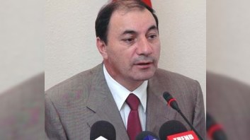 Əvəz Ələkbərov: “Vəzifədən çıxarılanda iclas keçirirdim”