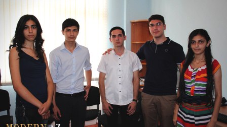 700 bal toplayanlar Modern.az-a danışdılar: “Təhsildə çətinliklərimiz var”