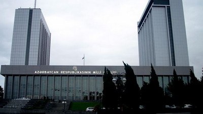 Parlamentdəki büdcə müzakirəsində narazılıq