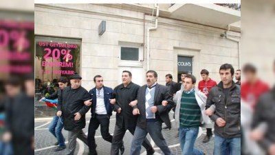 “İcazəsiz aksiyalara görə cərimələr gələn ildən tətbiq ediləcək” - Deputatdan AÇIQLAMA