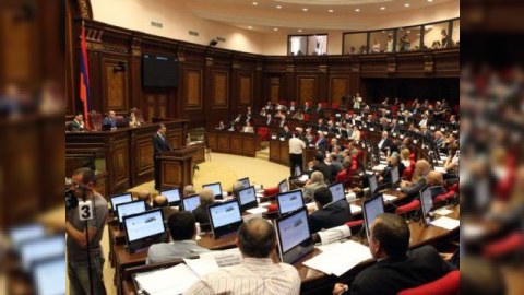Ermənistanın dövlət büdcəsi təsdiq olundu: cəmi 3 milyard dollar - FAKT