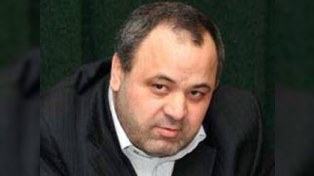 Deputat “Milyarderlər İttifaqı”nı ittiham edən Ramiz Mehdiyevi dəstəklədi
