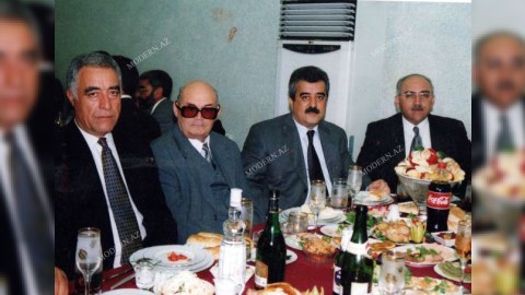 Bir şəklin tarixçəsi: Ancaq toyda bir araya gələ bilən liderlər...