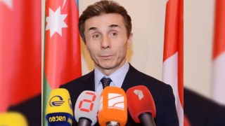 Bidzina İvanişvili: "Bakı-Tbilisi-Qars dəmir yolu ilə bağlı bəyanat tələsik verilmişdi"