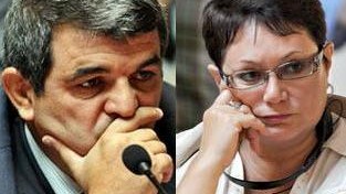 Fazil Mustafa Elmira Axundovanı debata çağırdı - QALMAQAL