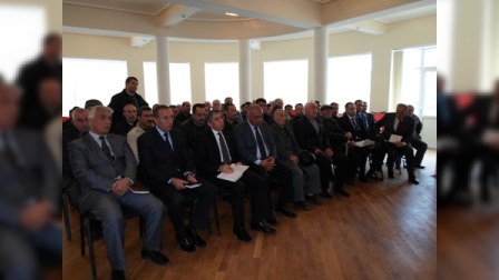 Pirallahı rayonunun icra başçısı ilk qəbul günü keçirib, vədlər verib - FOTOLAR