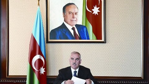 Vasif Talıbov televiziya rəhbərini işdən çıxardı