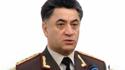 Ramil Usubov Bakıda polis rəislərini işdən çıxarıb, işə qoydu