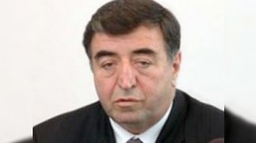 Əhməd Əhmədzadənin baş həkim işləyən qardaşı vəfat edib