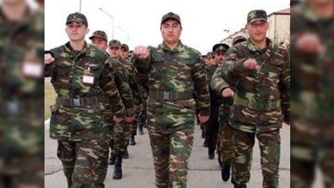 132 hərbi qulluqçuya mənzil verildi