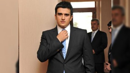 Etibar Məmmədovun oğlu AMİP-ə sədr hazırlanır
