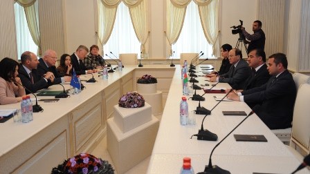 Avropalı diplomatlar Elmar Vəliyevlə görüşüblər