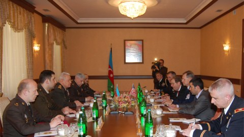 Səfər Əbiyev amerikalı komandanı qəbul edib - FOTO