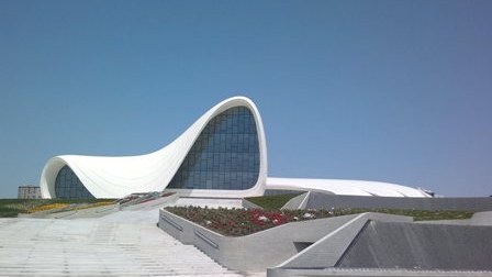 Heydər Əliyev Mərkəzi xarici ölkələrdə fotosərgilər təşkil edib