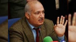 Sərdar Cəlalaoğlu: “Əli Kərimlinin namizədliyini geri götürəcəyinə qəti inanmıram"