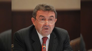 Misir Mərdanov: "Hər birimiz yeni nazirə kömək etməliyik"