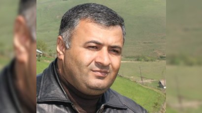 Tanınmış jurnalistə ağır itki üz verib