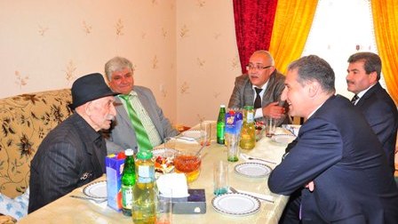 Deputat veteranların görüşünə getdi - FOTOLAR