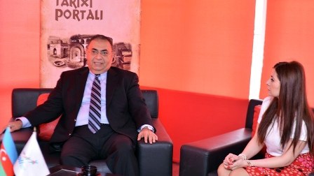 Asim Mollazadə: "Hazırda Azərbaycanda 3 istiqamət prioritet olmalıdır"