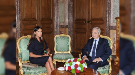 Mehriban Əliyevanın Paris səfərindən xəbərlər - FOTOLAR