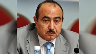 Əli Həsənov məmurları ictimai normalara əməl etməyə çağırdı