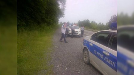 Polis İsa Qəmbərin maşınını əlindən aldı - FOTOLAR