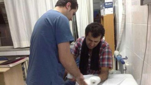 Azərbaycanlı jurnalist İstanbulda yaralandı - FOTO