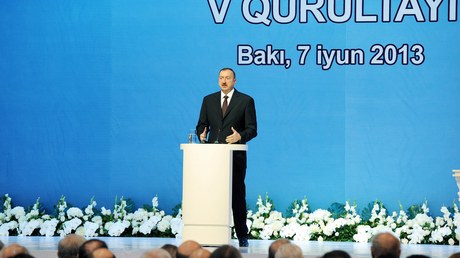  “Çox şadam ki, əksər siyasi partiyalar sivil davranış qaydalarına əməl edirlər”- TAM MƏTN 