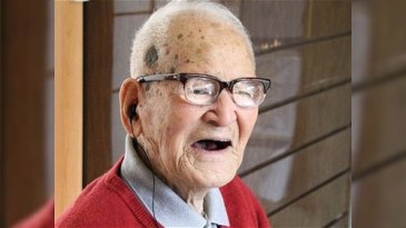 Dünyanın ən qoca adamı öldü