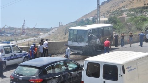 Bakıda dəhşətli avtobus qəzası - FOTOLAR