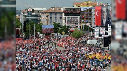 Türkiyədə izdihamlı mitinq keçirilir - FOTO