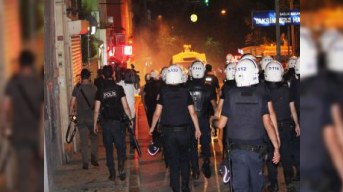 Türkiyədə həbs dalğası- yaralılara yardım edənlər saxlanılır